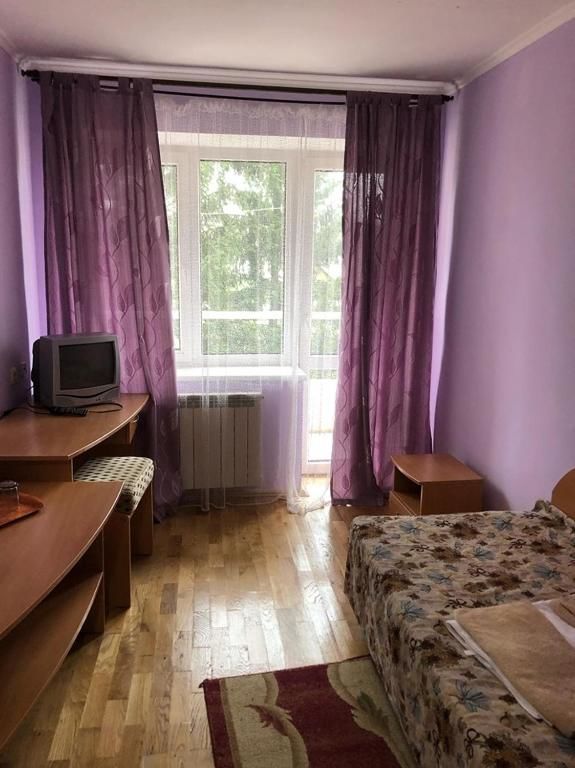 Отель Київ плюс Lysovichi